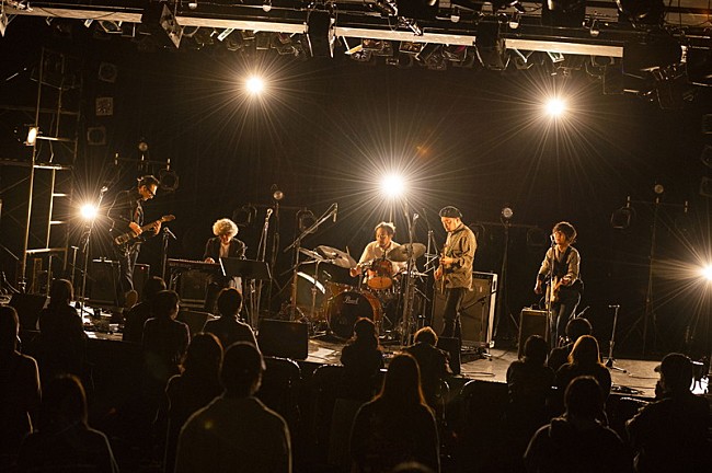 「初恋の嵐」3枚目/46