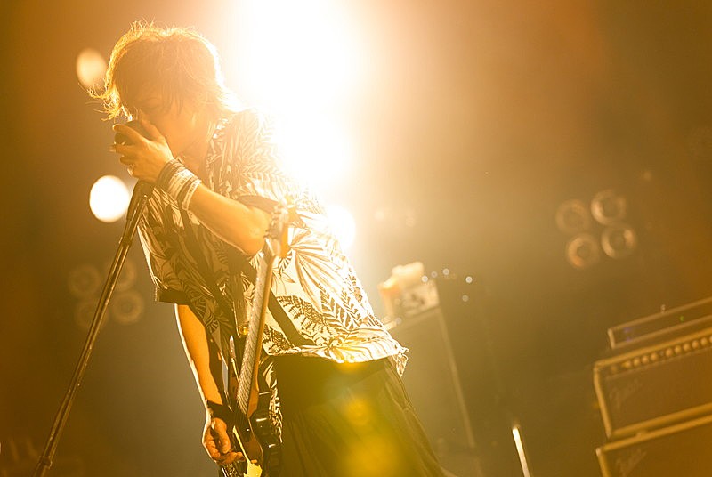 ＩＮＯＲＡＮ「INORAN、ライブ＆ドキュメンタリーBD『INORAN TOKYO 5 NIGHTS BACK TO THE ROCK&#039;N ROLL』リリース決定」1枚目/2