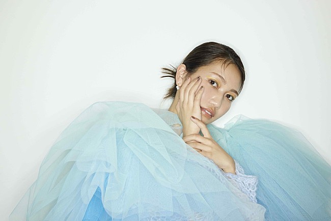 「井上苑子、新作EP『24歳 / 東京』3月リリース　新アー写＆ライブダイジェスト映像を公開」1枚目/3