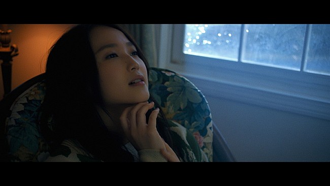 「鞘師里保 - Winding Road （Official Music Video）」4枚目/5