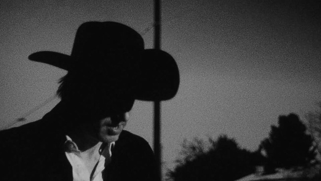 「スプーン、新曲「Wild」のMV公開＆故デヴィッド・ボウイのカバー限定配信」1枚目/2