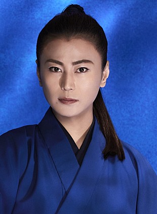 「氷川きよし、ニューシングル『群青の弦』2月リリース　自身作詞で亡き愛犬を歌ったバラードも収録」