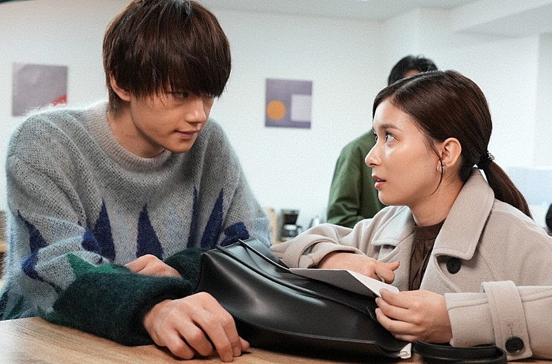 「「真犯人フラグ」“陽香”生駒里奈の電話の相手は誰？　「８文字の人物は“一星”佐野勇斗か“望月”坂東龍汰か」」1枚目/1