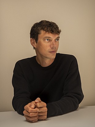 「フランチェスコ・トリスターノ、最新AL『オン・アーリー・ミュージック』を日本先行発売」