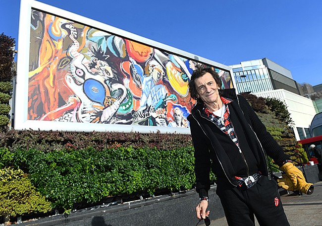 「ロニー・ウッド、最新絵画でヌードのミック・ジャガーを描いた理由を明かす」1枚目/1