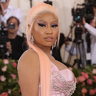 「ニッキー・ミナージュ、リル・ベイビーとの新たなコラボ曲「Bussin」を今週リリース」