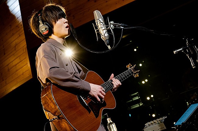 「上野大樹、『NEXT FIRE』でインタビュー映像を2/18に配信　2/4の生配信スタジオライブのレポートも到着」1枚目/7