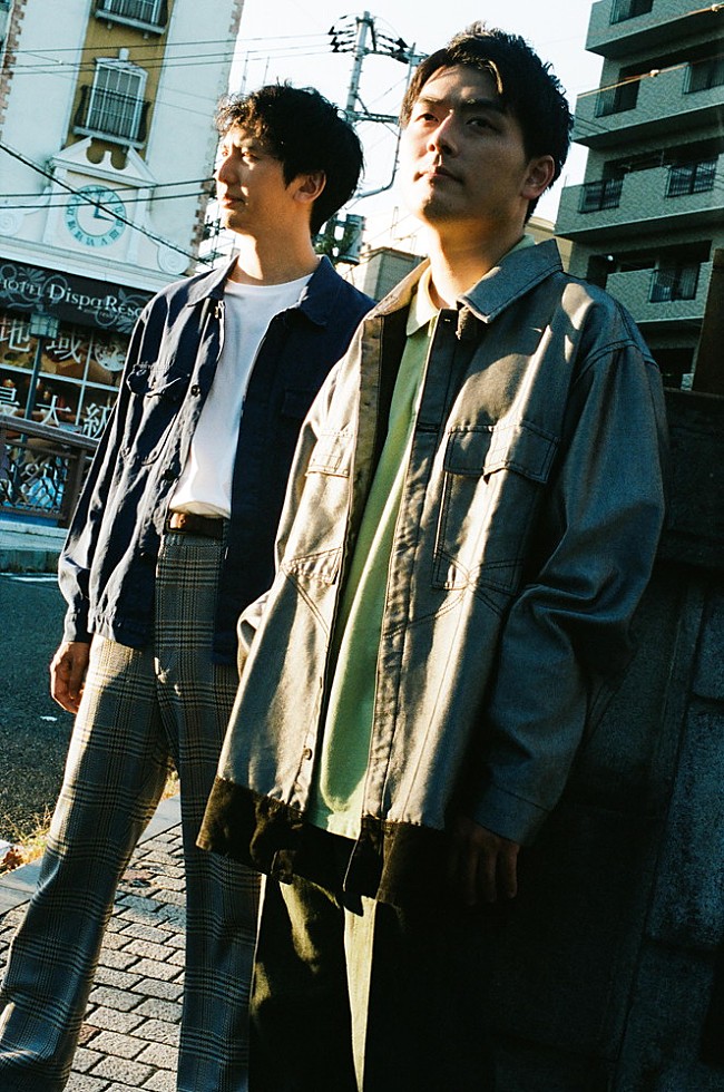 「ピアニスト魚返明未＆ギタリスト井上銘、初のデュオ作品リリース」1枚目/3