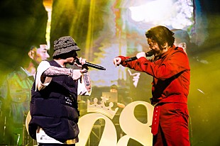 「KREVA×ZORN【908 FESTIVAL 2021＋1】DAY1、バンドアレンジでコラボ曲など披露」