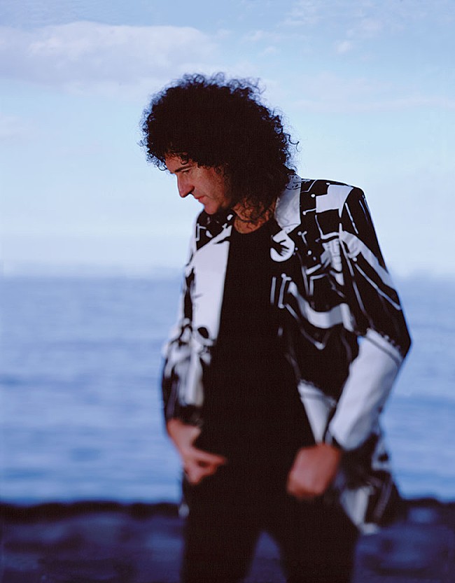 「ブライアン・メイ、1998年のソロ作『アナザー・ワールド』復刻盤リリース決定」1枚目/1