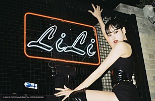 LISA（BLACKPINK）が撮ったフォトブック 『LISA「0327」VOL.03