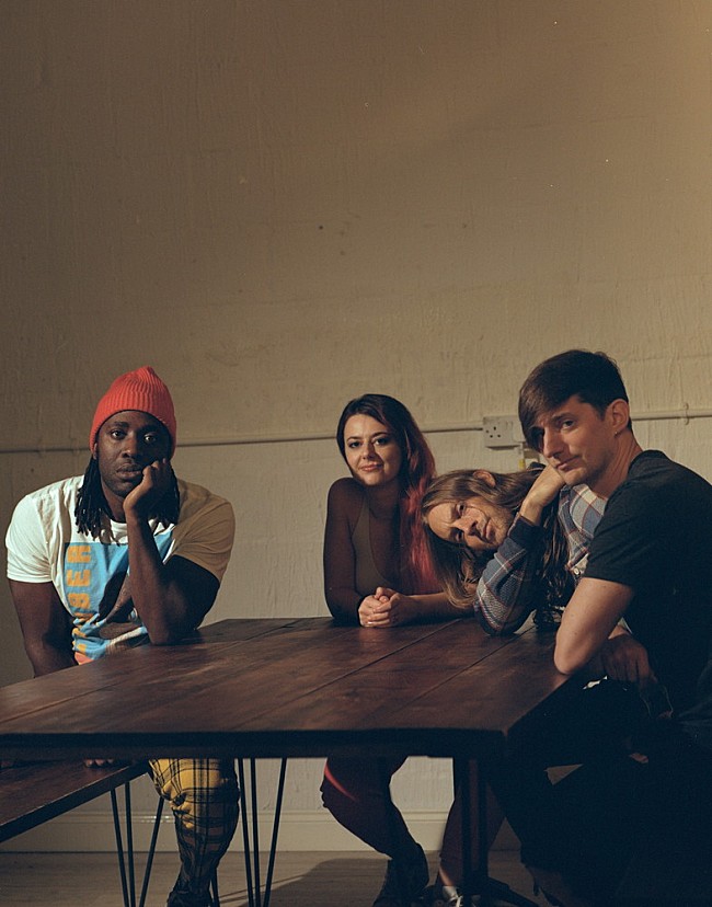 「ブロック・パーティー、4/29リリースの新アルバム『アルファ・ゲームズ』から新曲「If We Get Caught」先行配信」1枚目/2