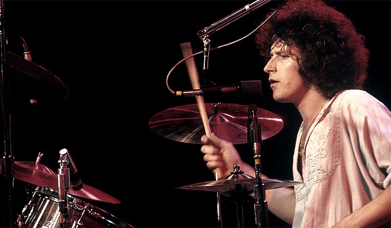 「（C）LR Productions, LLC 2019 - All Rights Reserved」5枚目/7