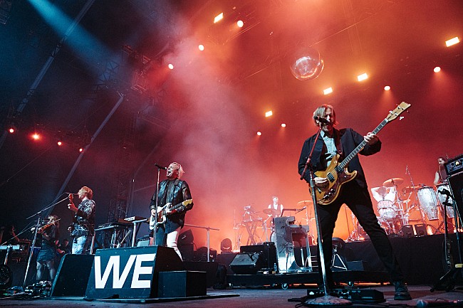 「＜コーチェラ2022現地レポ＞アーケイド・ファイア、世界屈指のライブ・バンドの底力を見せつけたサプライズ・セット」1枚目/2