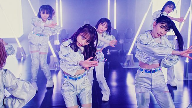 「AKB48「元カレです」Music Video」18枚目/27