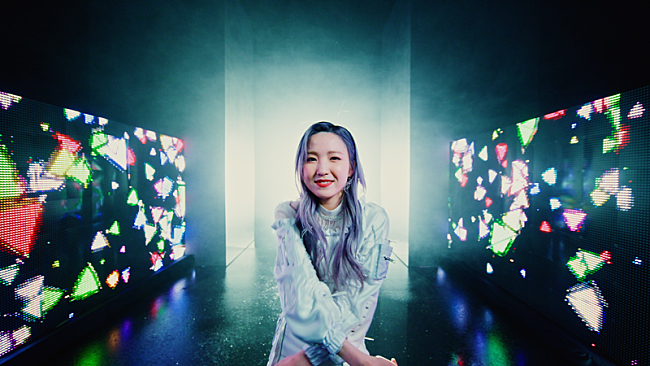 「AKB48「元カレです」Music Video」19枚目/27