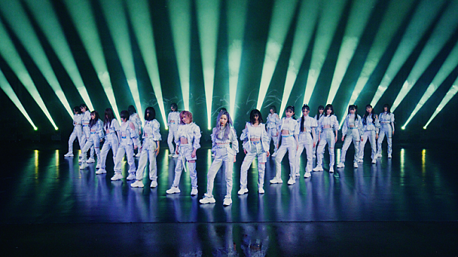 「AKB48「元カレです」Music Video」24枚目/27