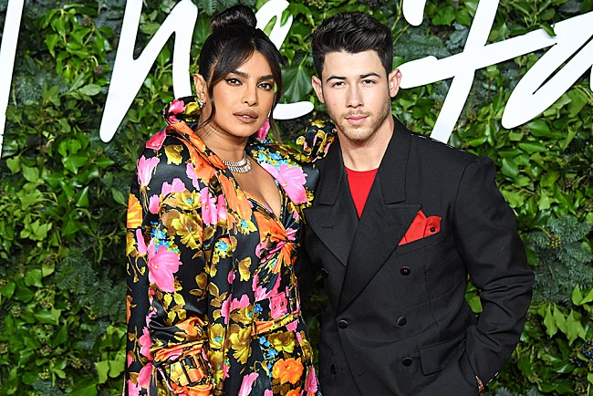 「ニック・ジョナス＆プリヤンカー・チョープラー、第1子となる女の子の名前が明らかに」1枚目/1