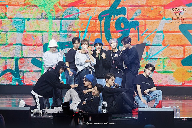 「（C）2022 HYBE ALL RIGHTS RESERVED. MADE IN KOREA.」4枚目/5