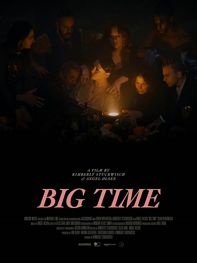 「エンジェル・オルセン、ニューAL『ビッグ・タイム』に付随する映画のトレイラー公開」1枚目/3