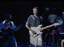 エリック・クラプトン、1994年のライブを収めた『ナッシング・バット