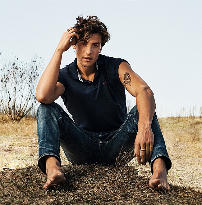 「ショーン・メンデス、トミー ヒルフィガーとのパートナーシップでサステナブルな未来を目指す」1枚目/3