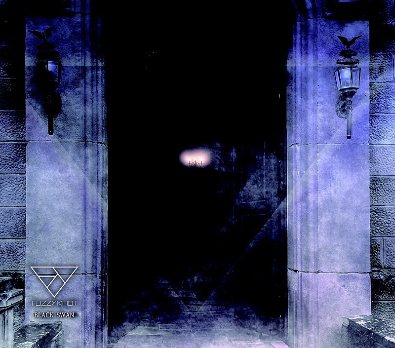 「ミニアルバム『BLACK SWAN』受注生産限定盤」2枚目/4