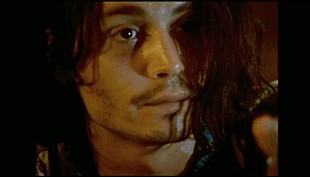 「「ハンサムすぎてムカつく」、ジョニー・デップ製作『シェイン　世界が愛する厄介者のうた』本編映像」