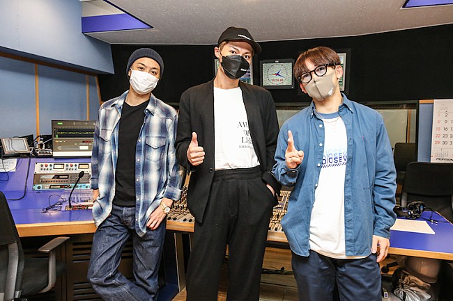 「EXILEデビュー20周年特番がFM802でOA決定　 TAKAHIRO×SHOKICHI×NAOTOが登場した収録レポが到着」1枚目/6