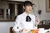 「「探偵が早すぎる」“橋田”水野美紀のアクションシ－ンに反響　「かめはめ波したり、コメディ－要素もあるのにかっこいい」」1枚目/1