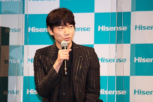 「綾野剛「自分の人生が現場で動いていると言っても過言ではない」　「全員のベクトルが明確にそろう瞬間がある」」1枚目/1