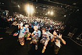 「＜ライブレポート＞SARUKANI、快進撃を予感させる“スーパーツアーファイナル”公演を開催」1枚目/22