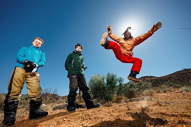 「ブラック・ミディのニューアルバム『Hellfire』から新曲「Eat Men Eat」発表」1枚目/2