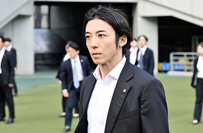 「「インビジブル」最終回「“志村”高橋一生の銃の腕前がすご過ぎる」　「“猿渡”桐谷健太の“ハニカミ愛”告白シ－ンが印象に残った」」1枚目/1