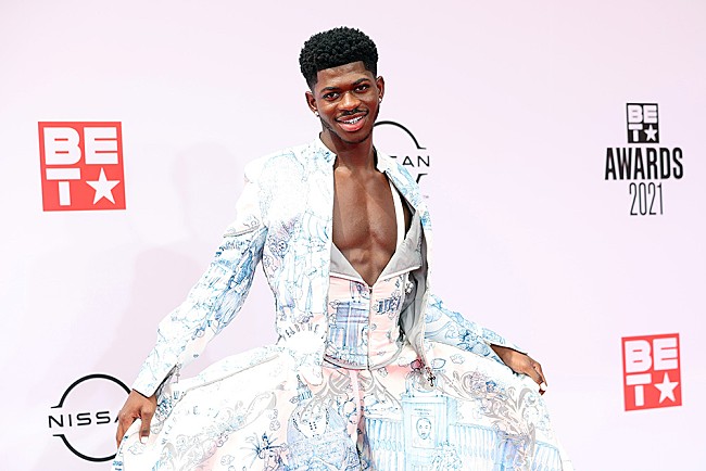 「リル・ナズ・X、米アワード番組の多様性受け入れ環境について“まだ先は長い”とコメント」1枚目/1