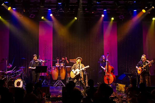 「＜ライブレポート＞LOW IQ 01とOAUのNew Acoustic Blendersによる【New Acoustic Things】 初日の大阪公演が終了」1枚目/6