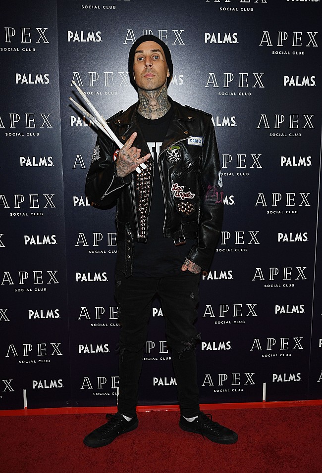 「ブリンク182のトラヴィス・バーカー、米LAの病院へ搬送と報道」1枚目/1