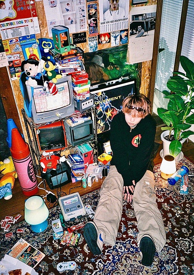 「Mega Shinnosuke、「明治 エッセル スーパーカップ」新WEB CMに新曲「愛しい日々。」書き下ろし＆出演」1枚目/1