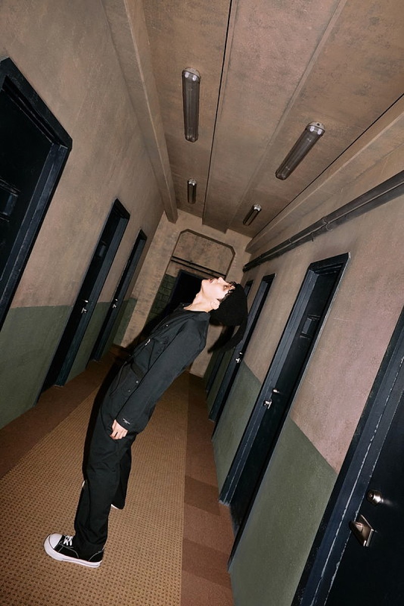 「	J-HOPE」2枚目/3