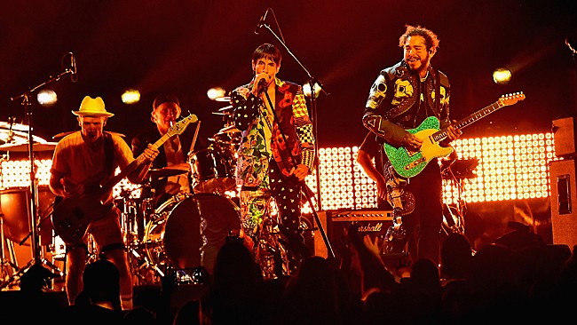 「レッド・ホット・チリ・ペッパーズ＆ポスト・マローン、オーストラリア・ツアー発表」1枚目/1