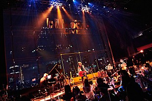 「INORAN「ここは自分の“オアシス”」Billboard Liveで繰り広げる、アルバム発売記念アコースティック・ツアーのライブレポートが到着」