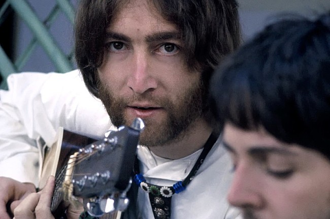 「ドキュメンタリー映画『ミーティング・ザ・ビートルズ・イン・インド』予告編＆場面写真が到着」1枚目/10