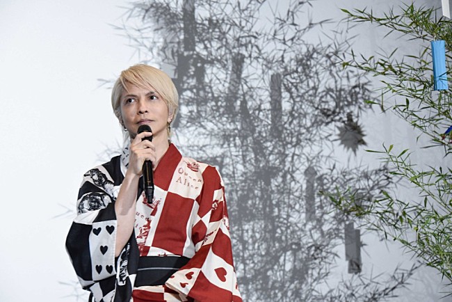 「HYDE、オーケストラ公演を振り返る舞台挨拶に浴衣姿で登壇「このツアーの為に『ROENTGEN』を作ったのかもしれない」 」1枚目/10