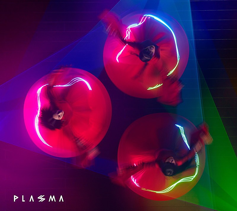 Perfume「アルバム『PLASMA』完全生産限定盤」2枚目/5