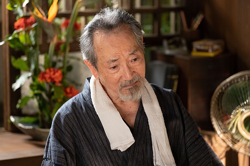 「津嘉山正種「ちむどんどん」で沖縄戦の遺骨収集に取り組む活動家役　「その歴史があることを、避けて通るわけにはいかない」」1枚目/1