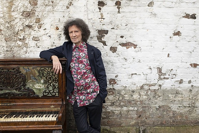 「名曲「アローン・アゲイン」でお馴染み、ギルバート・オサリバンが新オリジナルアルバム発売」1枚目/2