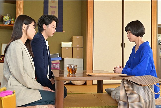 「「石子と羽男」第４話「めるると趣里の姉妹愛に泣いた」　「“大庭”赤楚衛二が“石子”有村架純を見る目が切ない」」1枚目/1