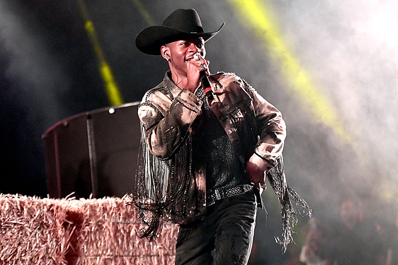 リル・ナズ・X、「オールド・タウン・ロード」MVの再生回数が10億回突破