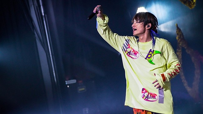 「SKY-HI、ホールツアー岡山公演にて新曲「Fly Without Wings」初披露」1枚目/4