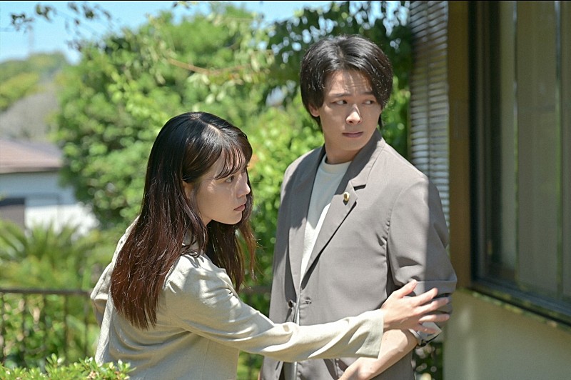 「「石子と羽男」“大庭”赤楚衛二の告白が「カッコ良かった」　「恋バナではしゃぐ“羽男”中村倫也がかわい過ぎる」」1枚目/1